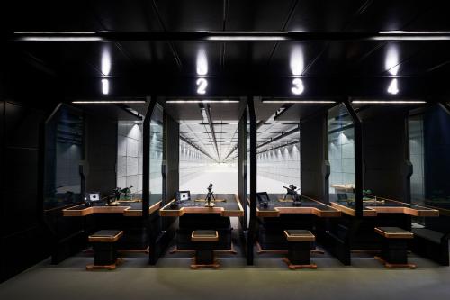 Какие инструменты необходимы для создания боевого пистолета