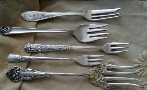 Этикет средневековья кратко. Начало, или особенности застольного этикета в Средневековье