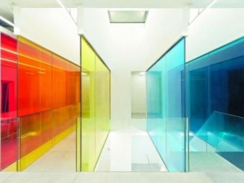 Химическая стойкость акрилового стекла. Свойства 04