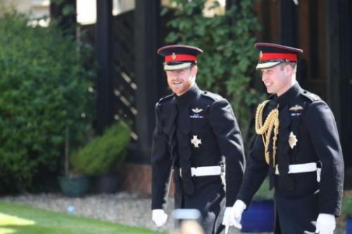 Еще 20 любопытных правил королевского этикета. Придворный словарь: 15 слов, которые не употребляет ни один из Виндзоров 06