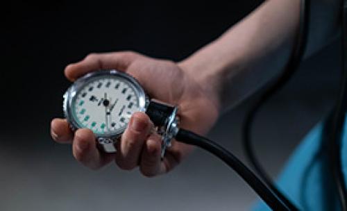 Как распознать симптомы заболеваний щитовидной железы. Причины заболеваний щитовидной железы 01