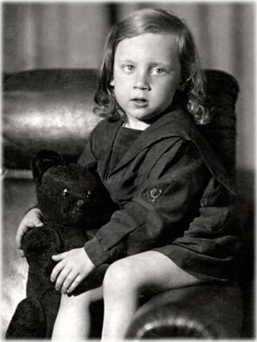 Тайны происхождения: почему отец Владимира Высоцкого скрывал свою национальность 15