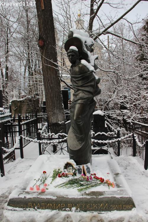 Как влияла на судьбу семьи Высоцких тайна происхождения отца Владимира. Семен Высоцкий