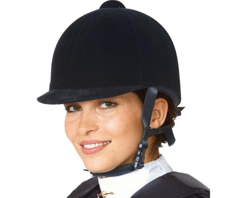 Какие бренды производят самые стильные кепки для девушек. Модные фасоны кепок 2024 года, женские и мужские модели