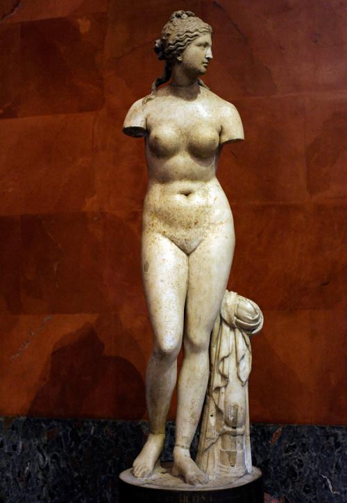 Как менялись стандарты красоты и идеалы во времени. Венера Милосская (1000 лет до новой эры - 500 годы новой эры)