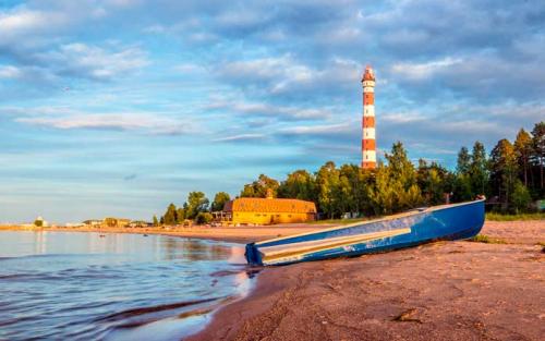 Какой самый известный маяк в мире. Самый большой маяк в мире: Фото и описание