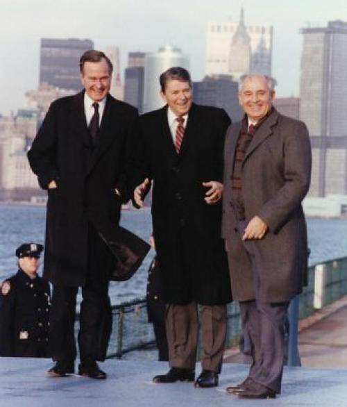 Страшный сон для США и НАТО. Сатановский объяснил желание морпехов США «навести порядок» на Украине, как в Ираке 04