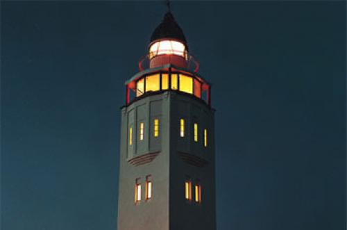 История и символика: почему 7 августа отмечается День маяка 06