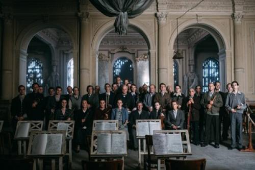 Как называется массивная музыкальная композиция, написанная композитором Шостаковичем во время Второй мировой войны. Что это за симфония