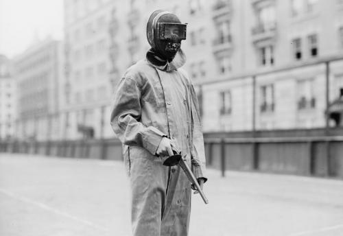 Когда и где впервые появились дуэльные пистолеты. Дуэли на пистолетах — Олимпийский вид спорта, который мы потеряли