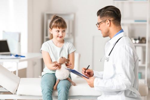 Как распознать и предотвратить фебрильные судороги у детей при высокой температуре 01