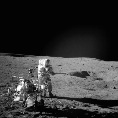 Скафандр астронавта Аполлон-14 не защищал от радиации? 01 Скафандр астронавта Аполлон-14 не защищал от радиации? 01