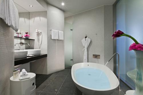 Отель Sofitel Berlin Kurf? 02