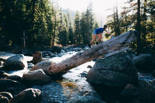 Лишь в том случае, если и есть на свете такая штука, как абсолютное счастье, то это ощущение, что ты в правильном месте.