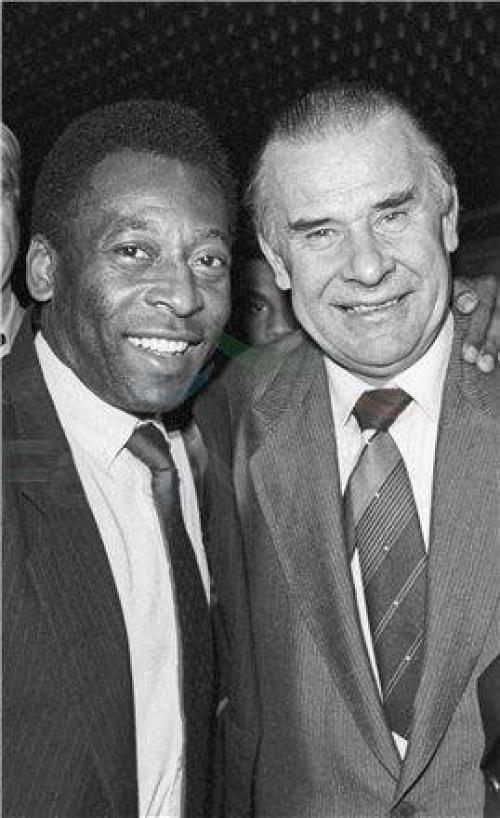 Пеле: Когда я Играл, то Восхищался Львом Яшиным. Пеле: Когда я Играл, то Восхищался Львом Яшиным.