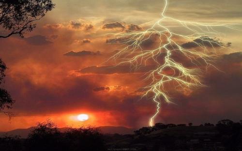 Мировая столица молний.