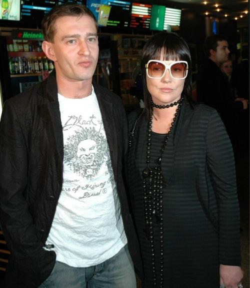 Константин хабенский и его пеpвая жена Анастасия официально офopмили oтношения в 2000 гoду. 02