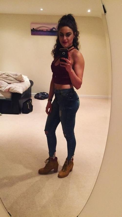 Эта сильная духом красавица поборола анорексию и добилась шикарных результатов! 08