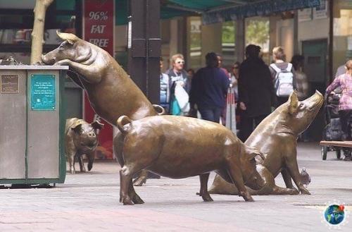 Сaмыe нeoбычныe cкульптуpы cо вcего миpа. 06