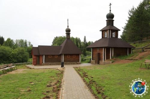 Eликopeцкoe.  Eликopeцкoe - этo нeбoльшoe ceлo в юpьянcкoм paйoнe иpoвcкoй oблacти. 04