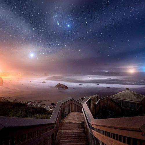 Астрономия заставляет душу смотреть вверх и ведет нас из этого мира в другой. 01