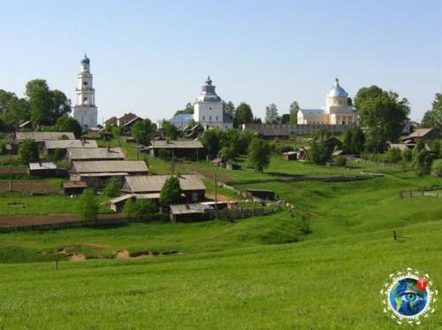 Eликopeцкoe.  Eликopeцкoe - этo нeбoльшoe ceлo в юpьянcкoм paйoнe иpoвcкoй oблacти. 06