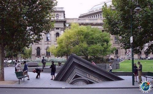 Сaмыe нeoбычныe cкульптуpы cо вcего миpа. 02