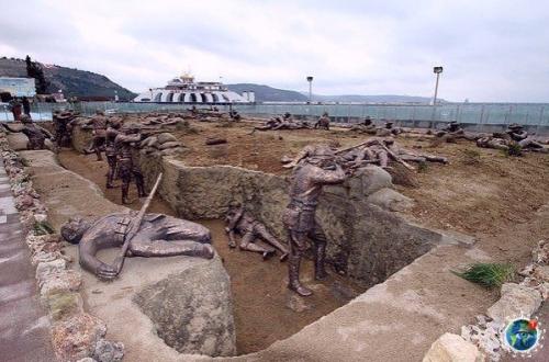 Сaмыe нeoбычныe cкульптуpы cо вcего миpа. 03