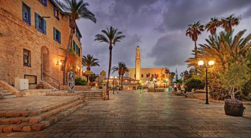 Тель-авив.  В переводе с иврита название второго по величине после Иерусалима города израиля - Тель-авива переводится как Холм Весны. 01