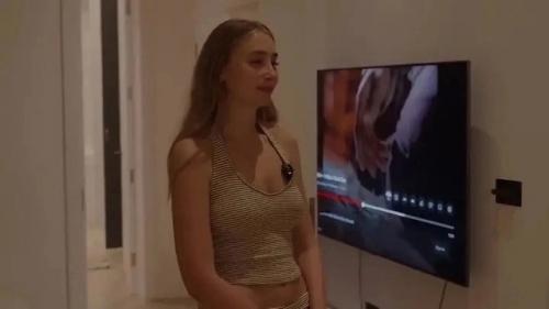 Лили филлипс пошла по домам престарелых. 02