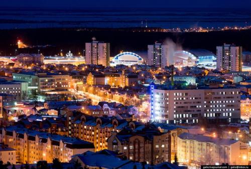 Ханты-мансийск с высоты: компактный город среди тайги, Россия. 07