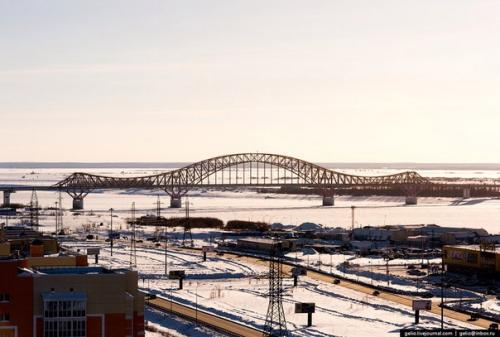 Ханты-мансийск с высоты: компактный город среди тайги, Россия. 05