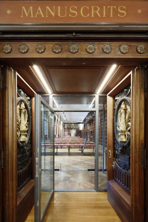 Интерьер французской национальной библиотеки в Париже. 05