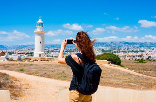 Девять запретов для желающих посетить Кипр.