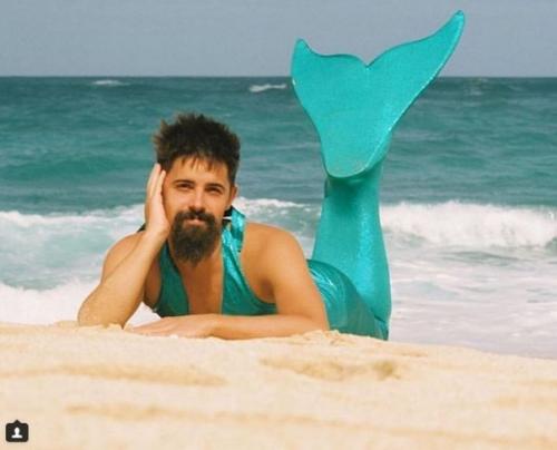 Лишь в том случае, если бы парни вели Instagram как девушки. 02