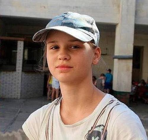 Юля - маленькая героиня, о которой все забыли.

