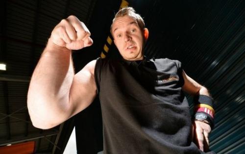 Маттиас шлитте - армрестлер, у которого накачена только одна рука. 02 Маттиас шлитте - армрестлер, у которого накачена только одна рука. 02