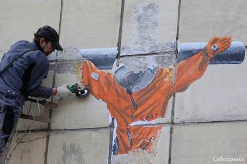 Люди живут на земле 200 000 лет.