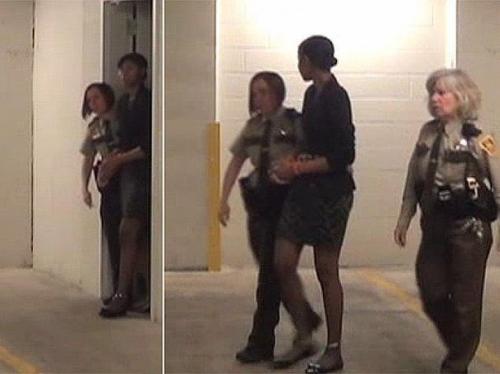 Девушка своего жениха в день свадьбы убила.