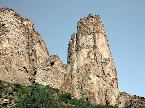 Армения - красивая горная страна, одна из самых древних в мире. 01