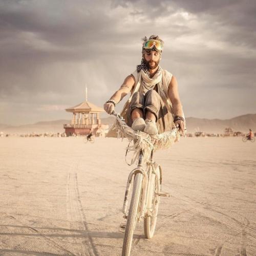 Подборка крутейших фото с самого безумного фестиваля Burning Man 2019. 06