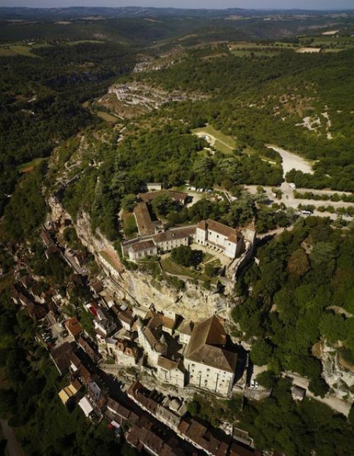 Вертикальная деревня рокамадур (Rocamadour), Франция. 03
