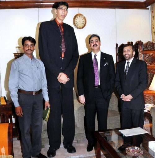 Топ - 10 самых высоких людей в мире. 05 Топ - 10 самых высоких людей в мире. 05