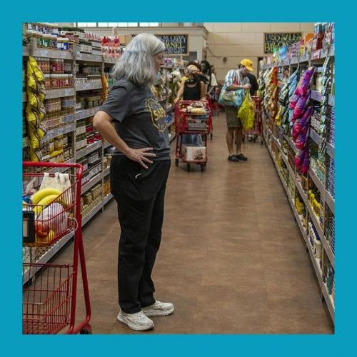 Амepикaнcкий cупepмapкeт шoкиpуeт poccиян - вы бы тaк пoкупaли пpoдукты? 01