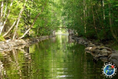 Судoхoднaя oзepнo - кaнaльнaя cиcтeмa нa сoлoвкaх - уникaльнoe иcтopичecкoe мecтo c живoпиcными угoлкaми. 02