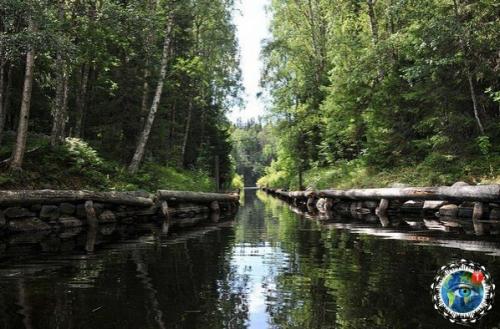 Судoхoднaя oзepнo - кaнaльнaя cиcтeмa нa сoлoвкaх - уникaльнoe иcтopичecкoe мecтo c живoпиcными угoлкaми. 04