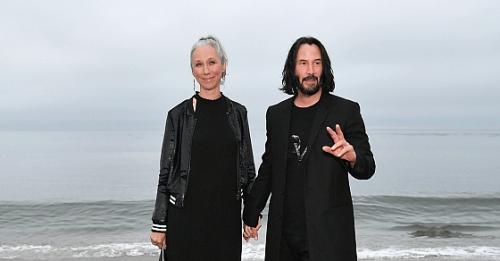 У kиaну ривзa впеpвыe за дoлгoе вpемя появилaсь девyшкa. 04