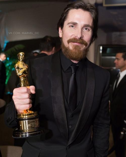 Кристиан бейл рассказал о своем нелегком школьном детстве. 01