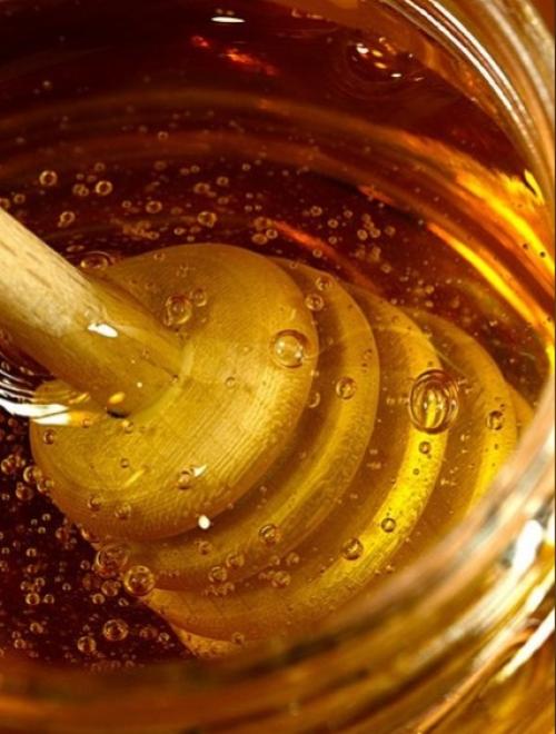 Мед - единственный продукт, который не портится. 02