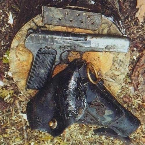 Найденный через 55 лет после гибели советский летчик Борис Александрович Лазарев. 

